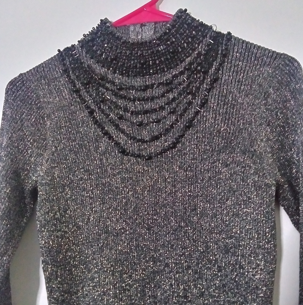 Once Again Sweater - Picture 6 of 8